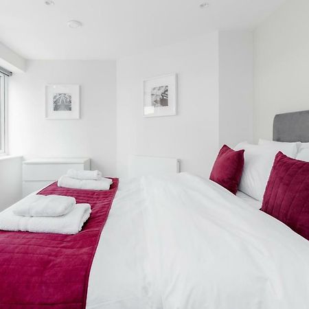 Roomspace Serviced Apartments- Walpole Court Ealing Esterno foto