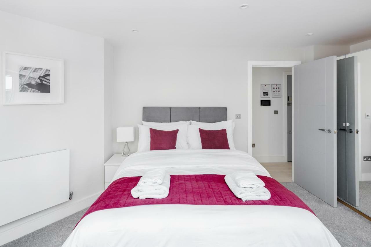 Roomspace Serviced Apartments- Walpole Court Ealing Esterno foto